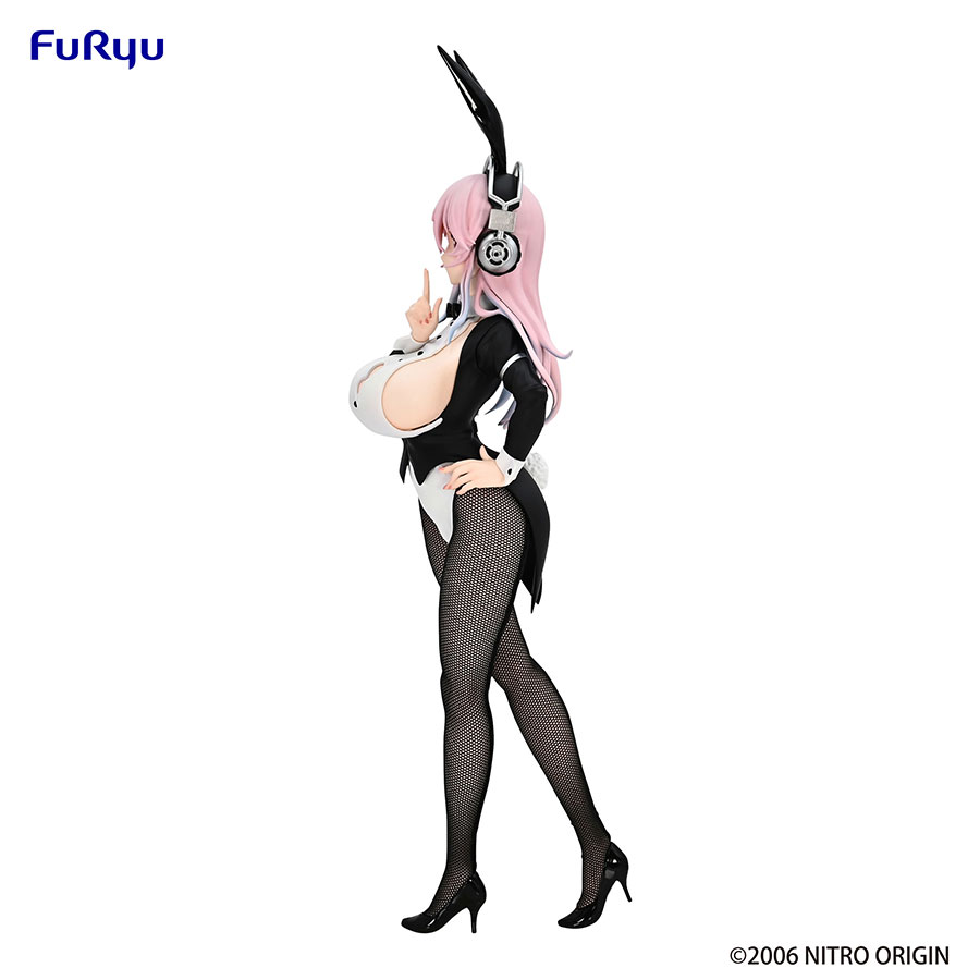 Super Sonico Bicute Bunnies Tailcoat PVC Figure