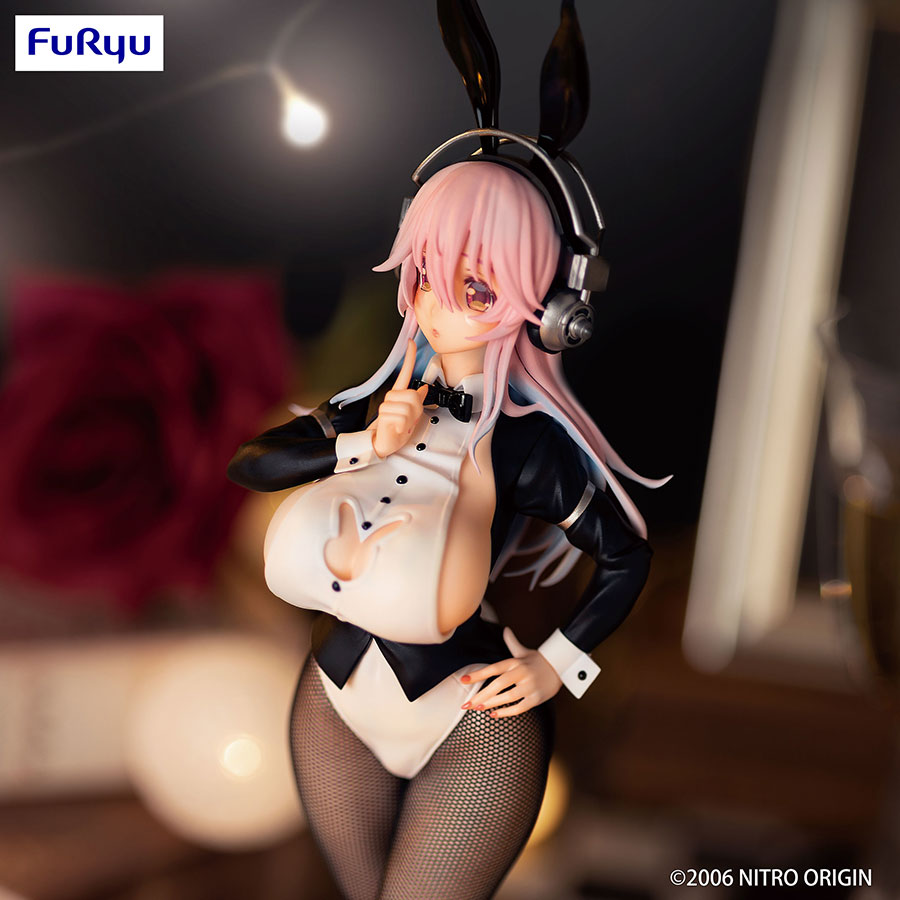 Super Sonico Bicute Bunnies Tailcoat PVC Figure