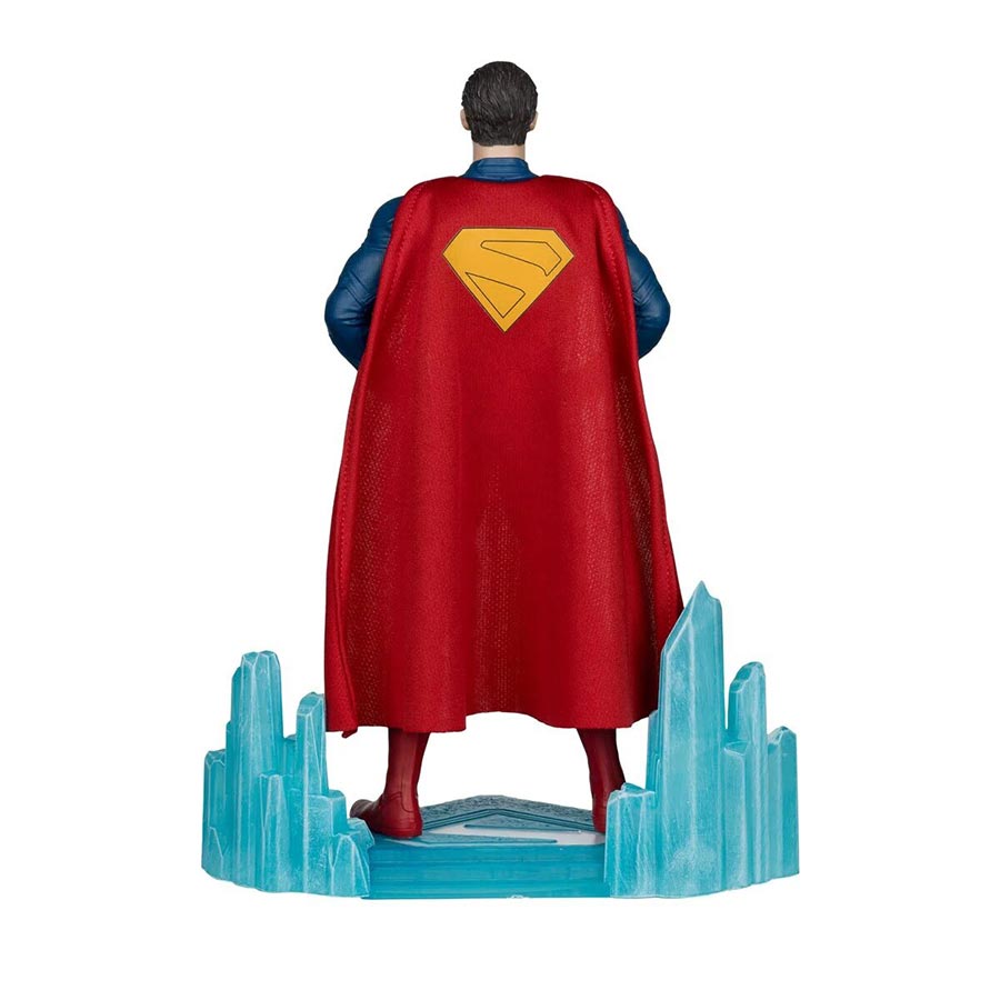DC Multiverse Superman 2025 Superman 1/6 Scale Posed Figure
