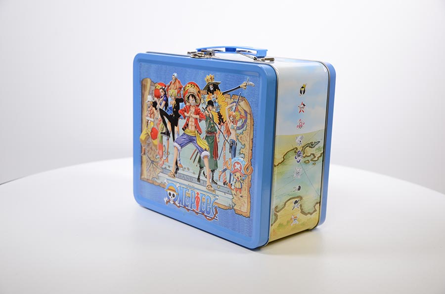 Tin Titans One Piece Previews Exclusive Lunch Box With Beverage Container
