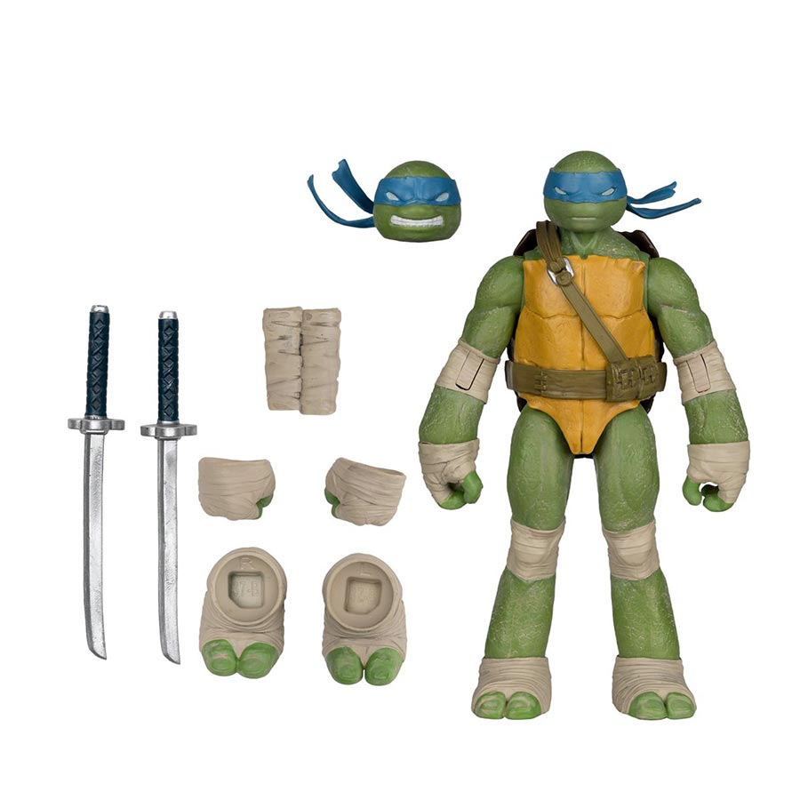 Teenage Mutant Ninja Turtles Page Punchers Wave 1 Leonardo 5-Inch Action Figure