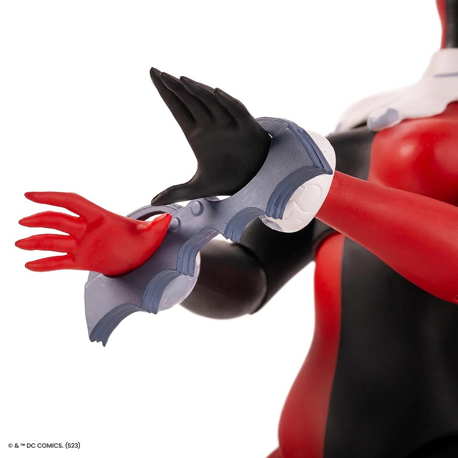 Batman The Animated Series Harley Quinn 1/6 Scale Action Figure