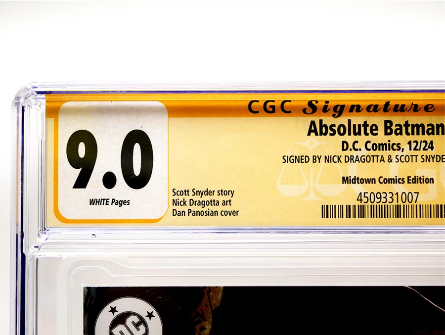 Absolute Batman #1 Cover Z-Y Midtown Exclusive Dan Panosian Connecting Cover CGC Signature Series 9.0 Signed By Scott Snyder & Nick Dragotta