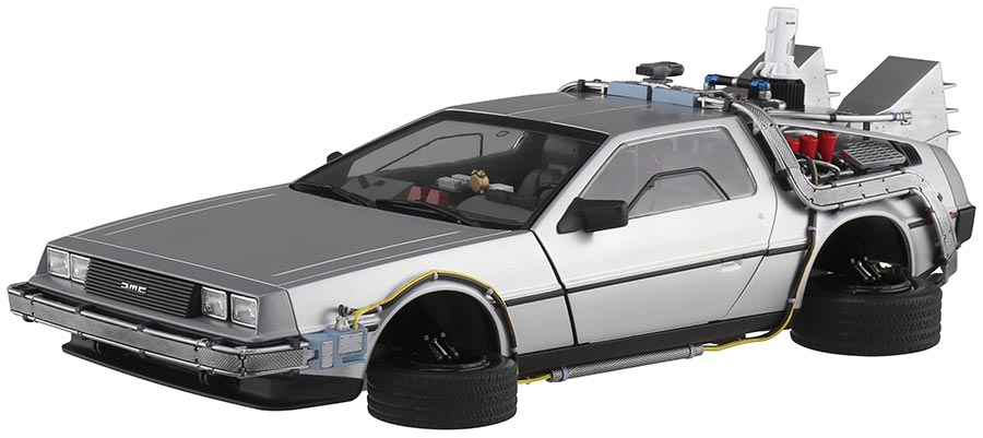 Back To The Future Part II Time Machine 1/24 Scale Model Kit