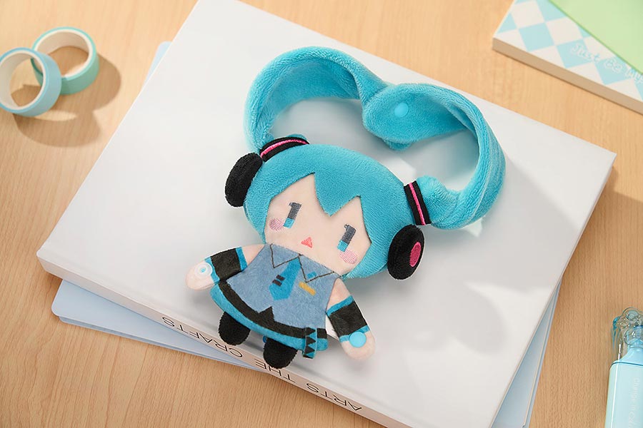 Character Vocal Series 01 Hatsune Miku Keychain Pouch