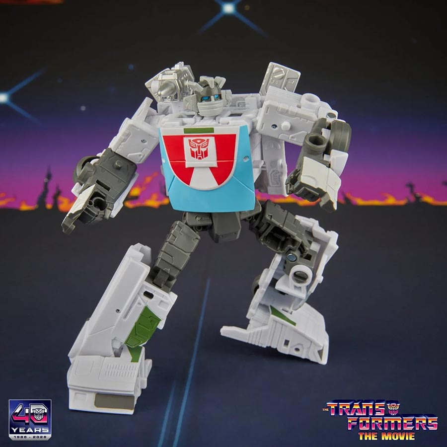Transformers Studio Series Deluxe Class Transformers The Movie 86 Wheeljack Action Figure