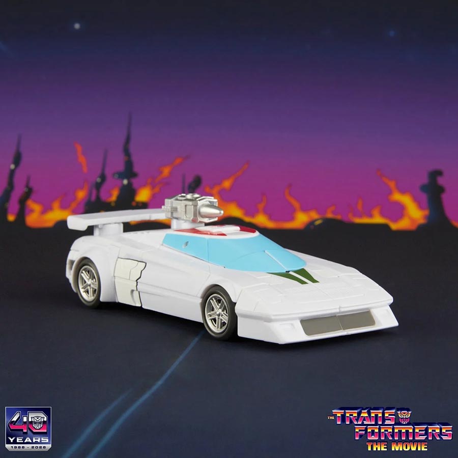 Transformers Studio Series Deluxe Class Transformers The Movie 86 Wheeljack Action Figure