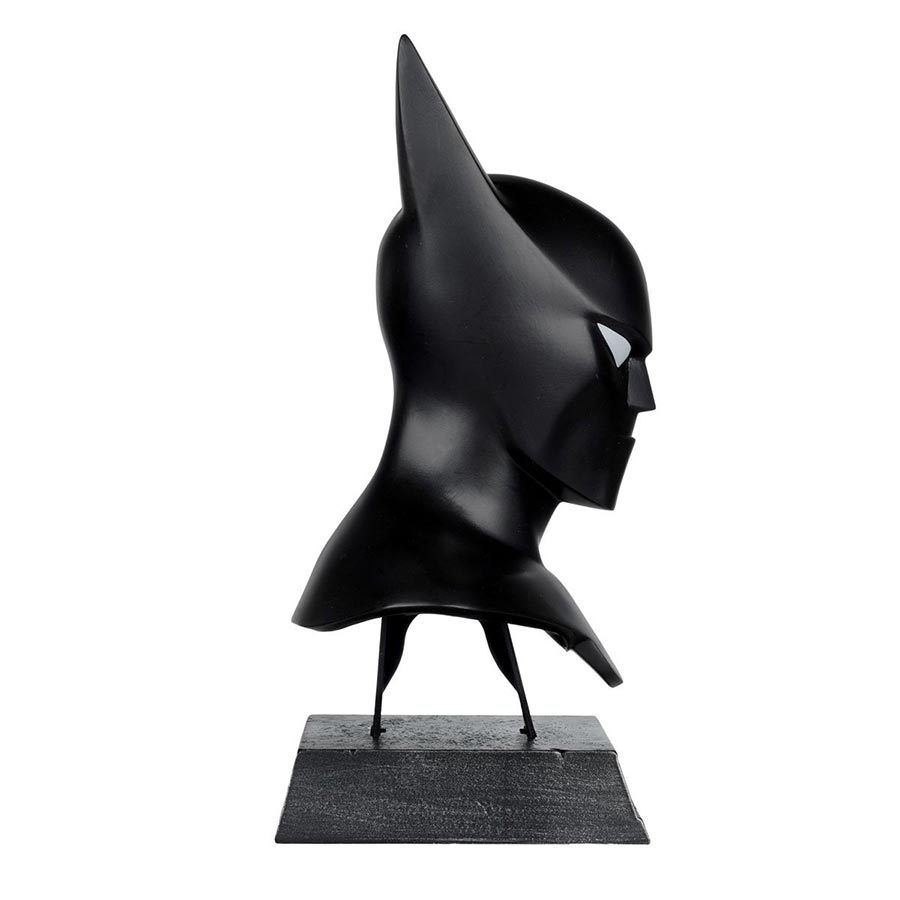 DC Direct Batman Cowl Collection Wave 6 Batman Beyond Batman 1/3 Scale Prop Replica