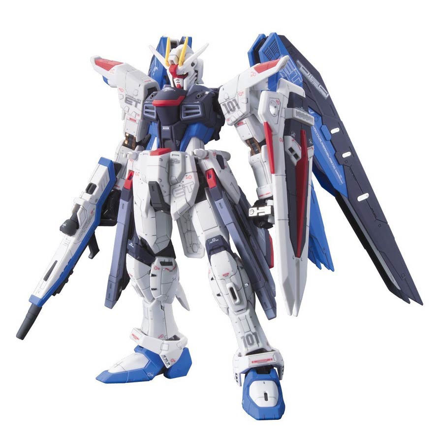 Gundam Real Grade 1/144 Kit #05 Freedom Gundam