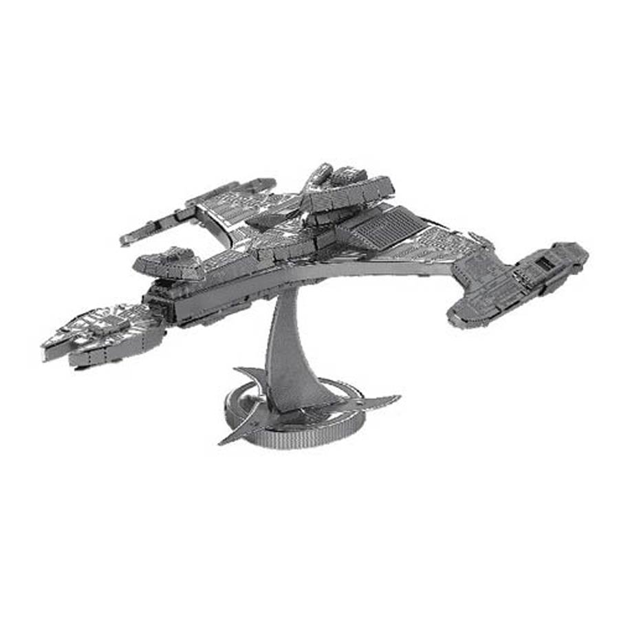 Star Trek Metal Earth Model Kit - Klingon Vorcha Class