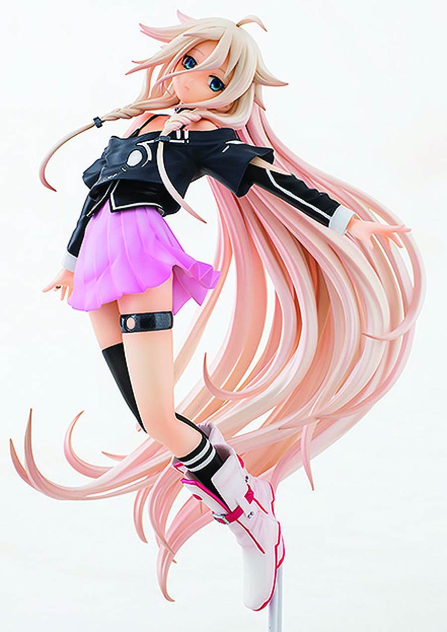 IA Aria On The Planetes Version 1.5 PVC Figure