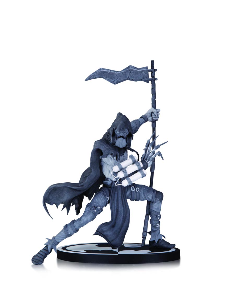 Batman Black & White Series Scarecrow Mini Statue By Carlos Danda