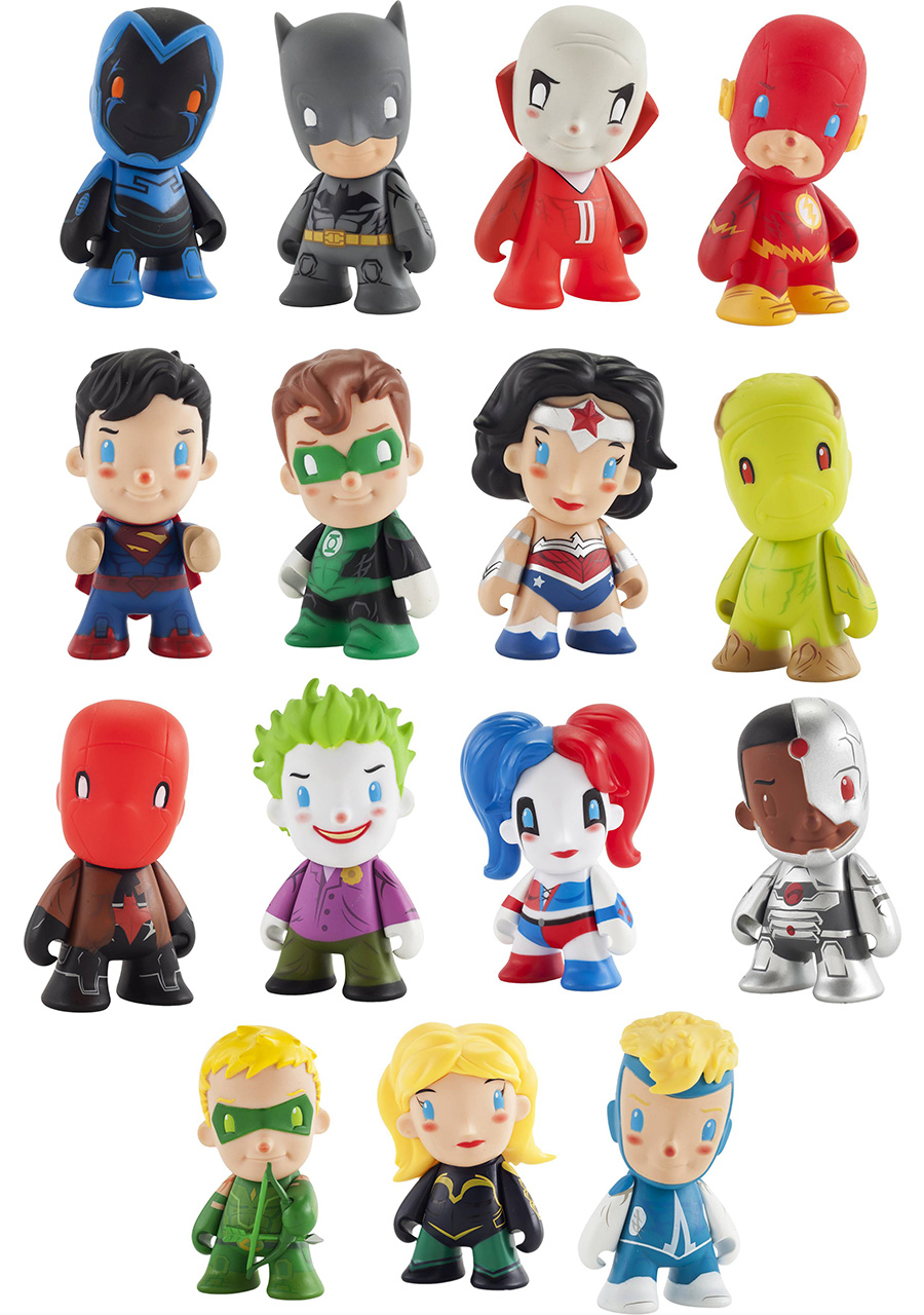 DC Universe x Kid Robot Mini Figure Series Blind Mystery Box Display