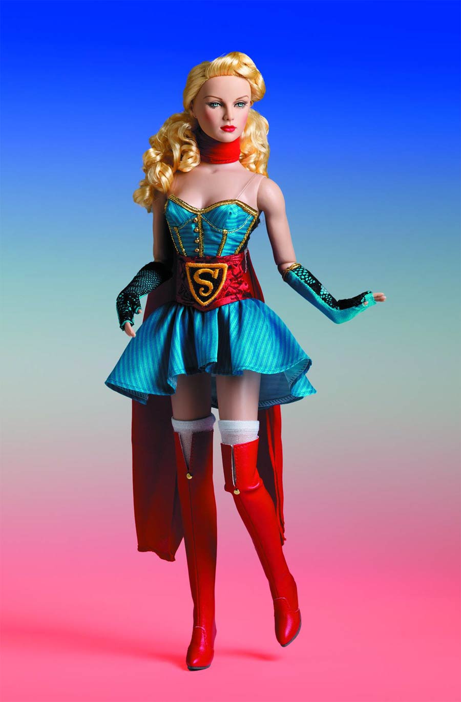 Tonner DC Bombshells Supergirl 16-Inch Doll