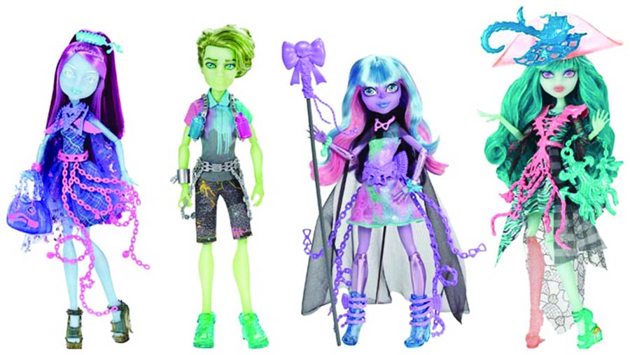 Monster High Haunted Entertainment Doll Assortment Case
