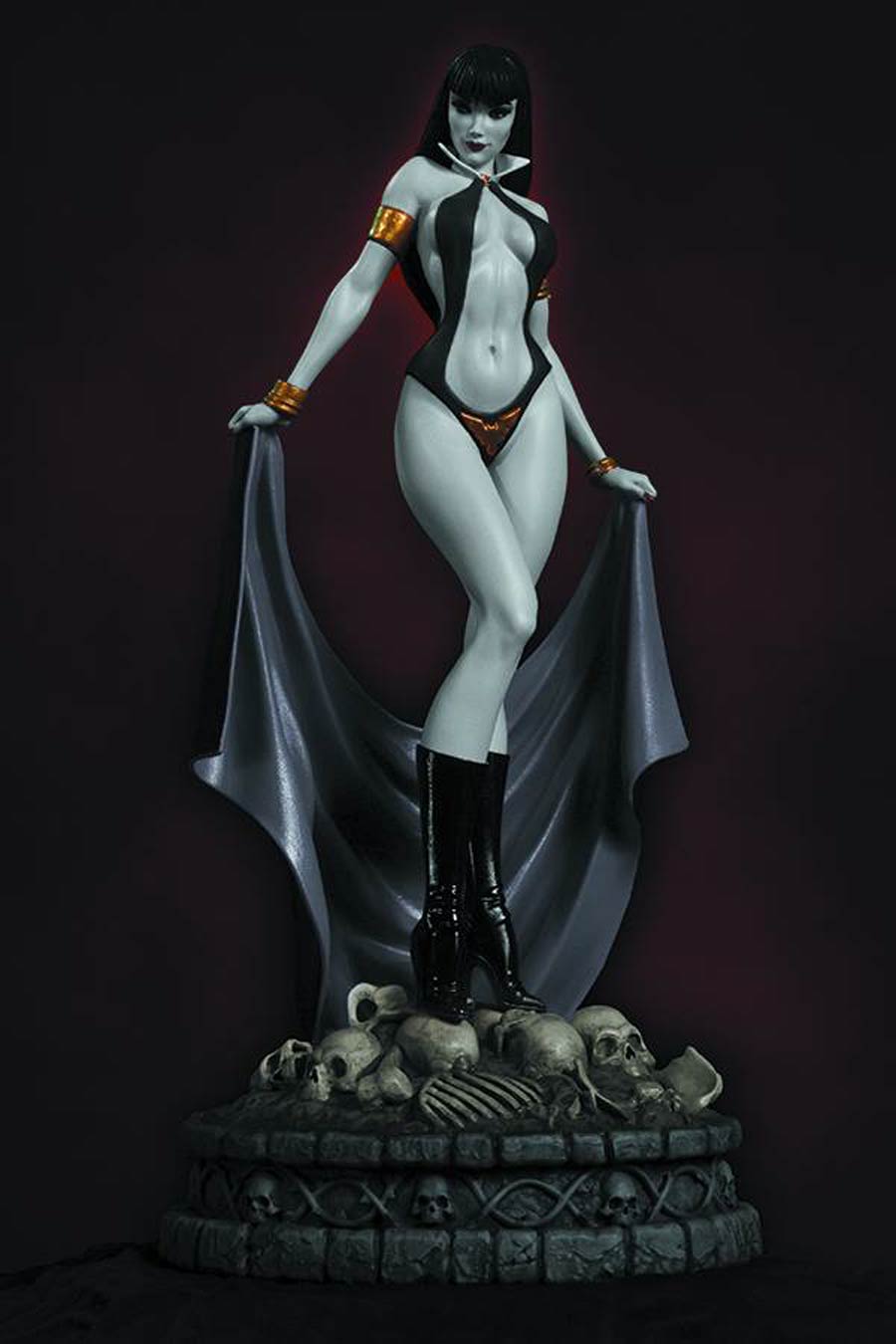 Women Of Dynamite Vampirella Statue Black & White Edition