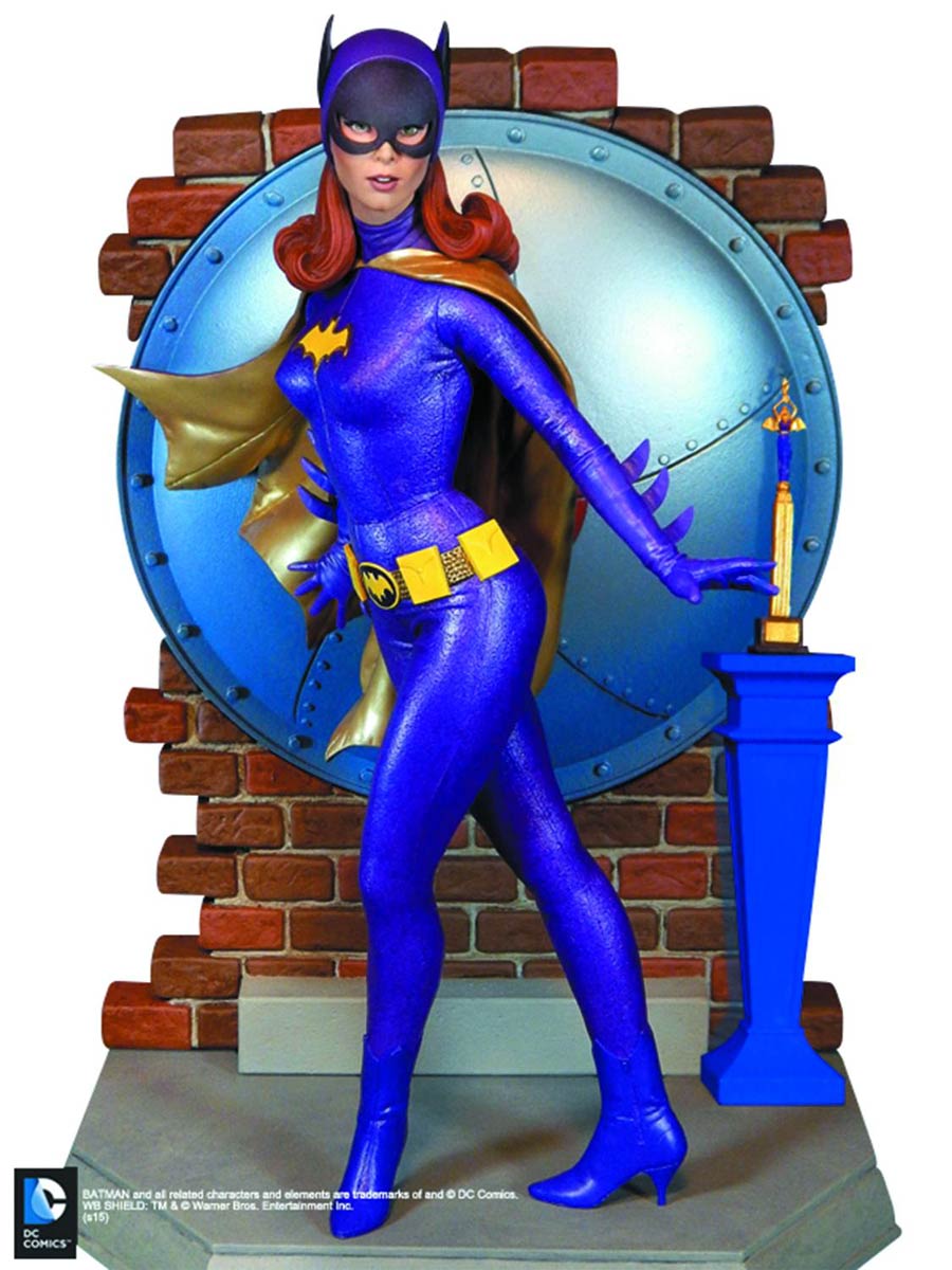 Batman 1966 Batgirl Maquette Diorama