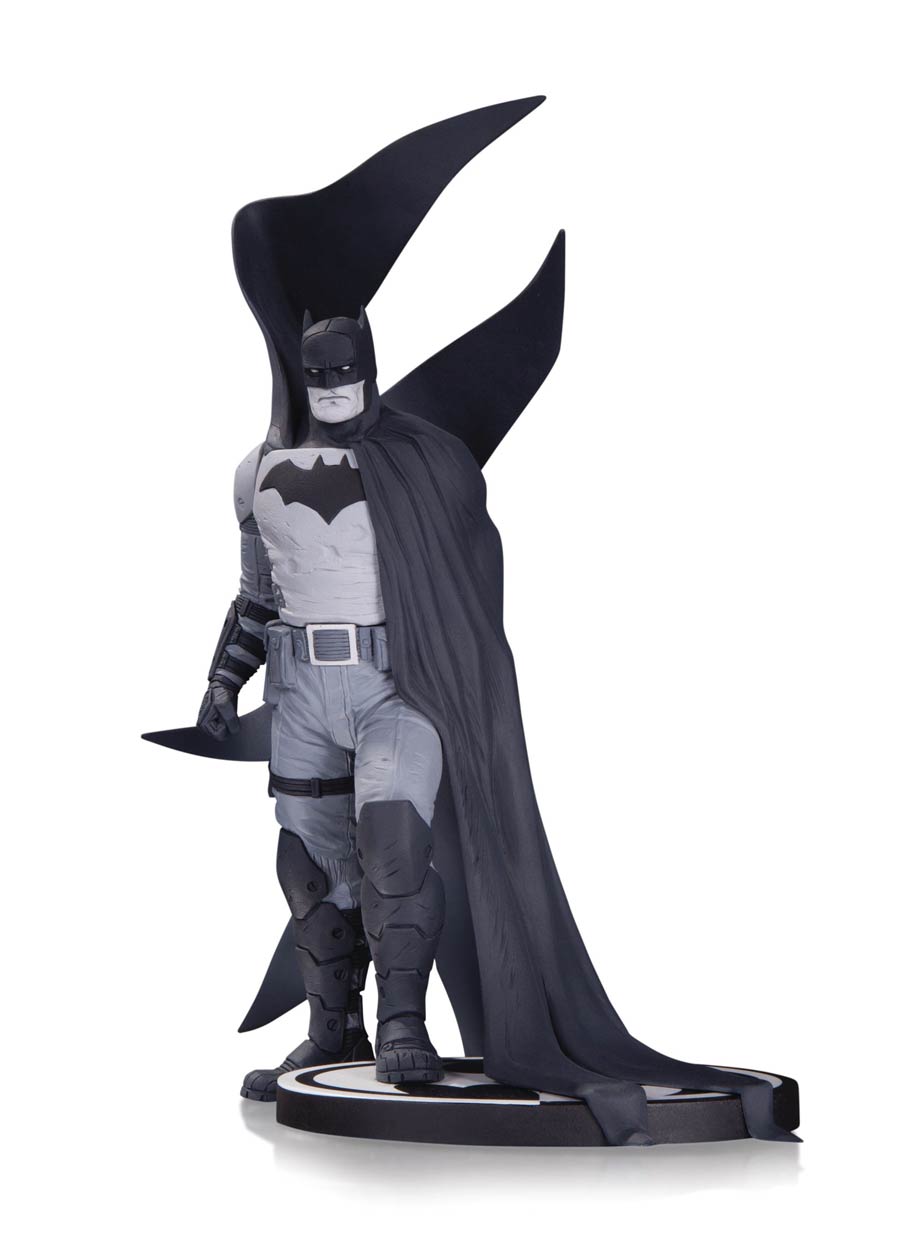 Batman Black & White Series Original Mini Statue By Rafael Albuquerque