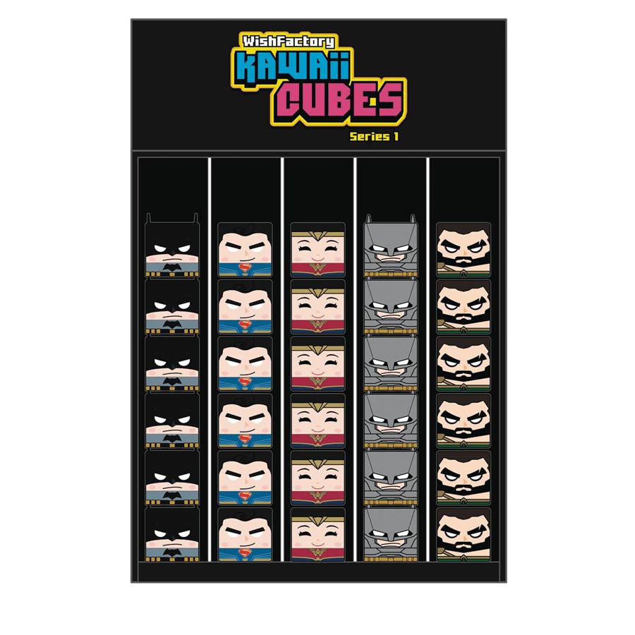 Batman v Superman Dawn Of Justice Kawaii Cube Small Plush Gravity Feed 48-Piece Display Assortment Case A