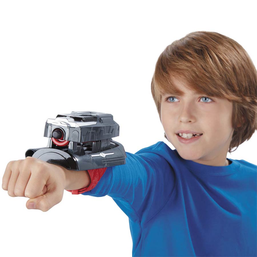 Captain America Civil War Mission Gear Assortment Case 201602