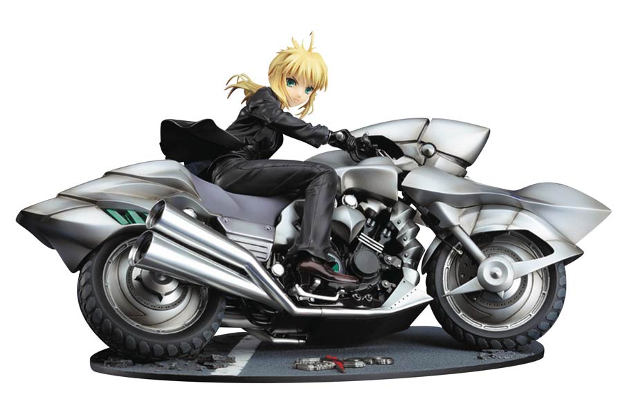 Fate/Zero Saber & Motored Cuirassier 1/8 Scale PVC Figure