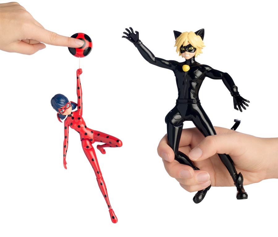 Miraculous Ladybug Feature Figure Assortment Case