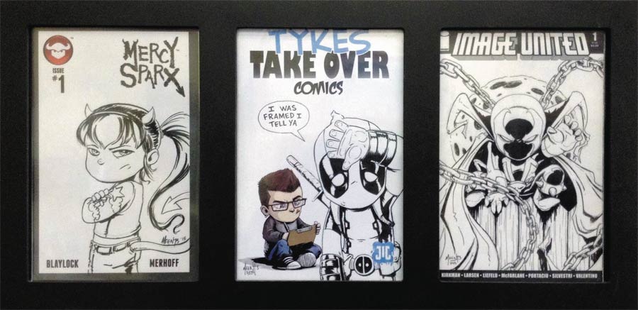 Comic Book Display Triple Ungraded Black Frame Assortment Case