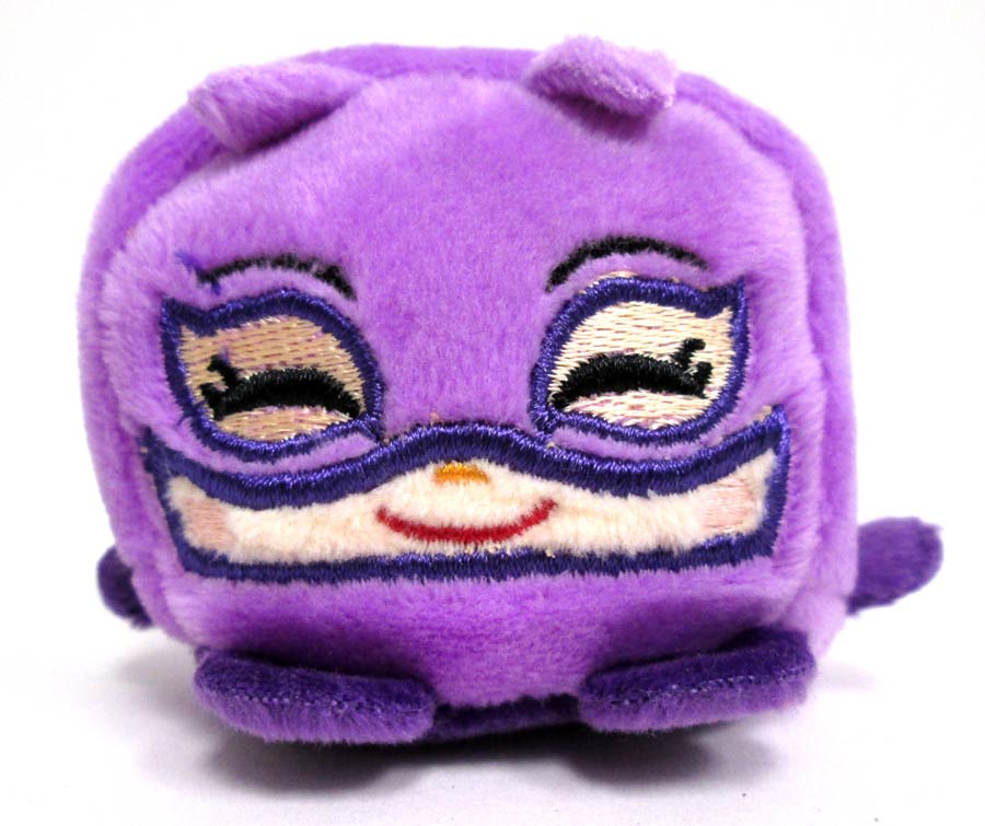 DC Comics Kawaii Cube Small Plush Assortment A - Catwoman