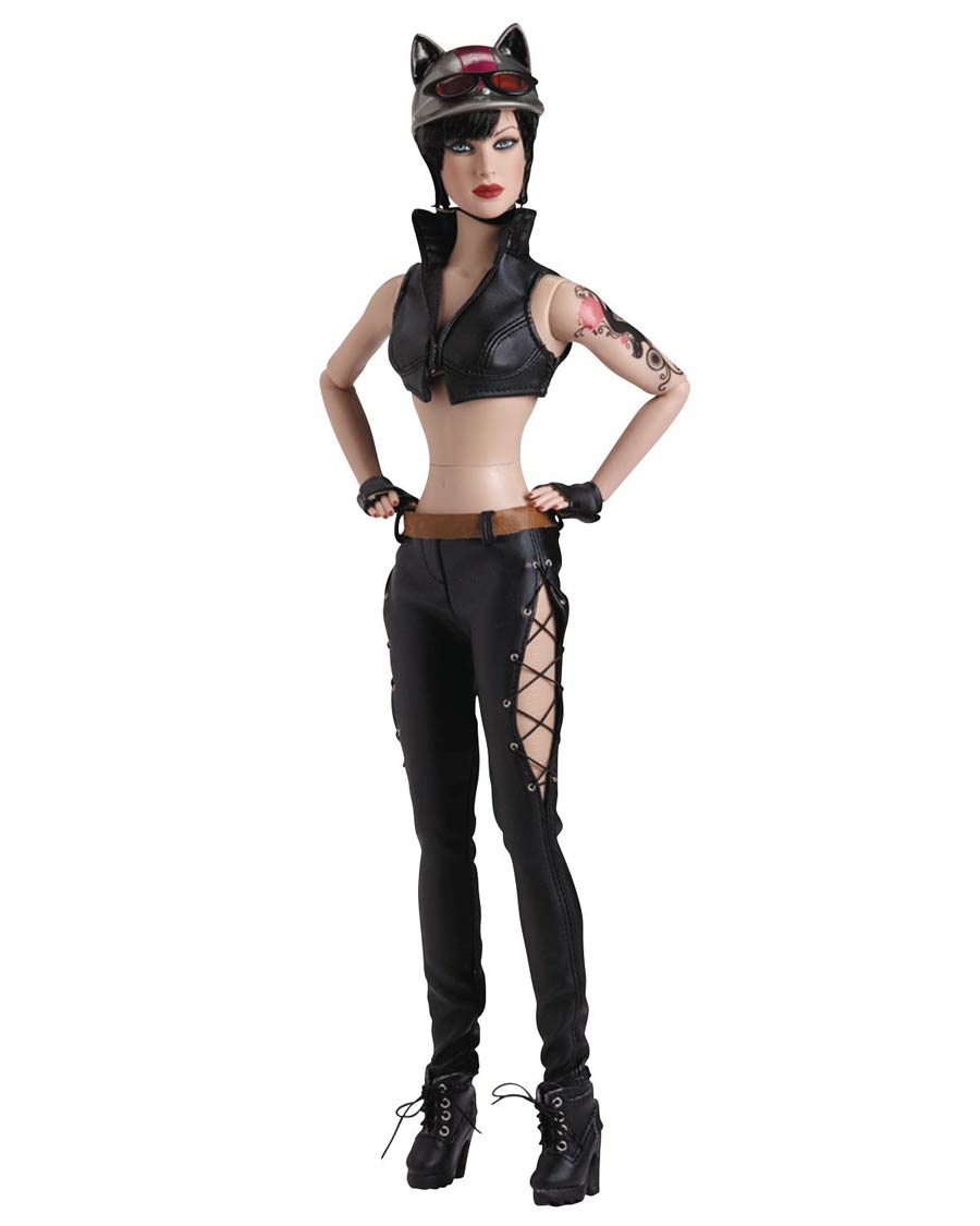DC Gotham Garage 16-Inch Doll - Catwoman