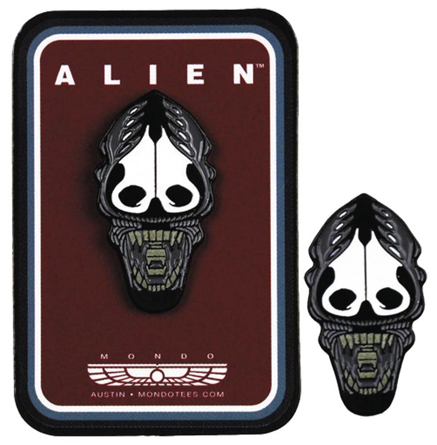 Alien Xenomorph Head Pin