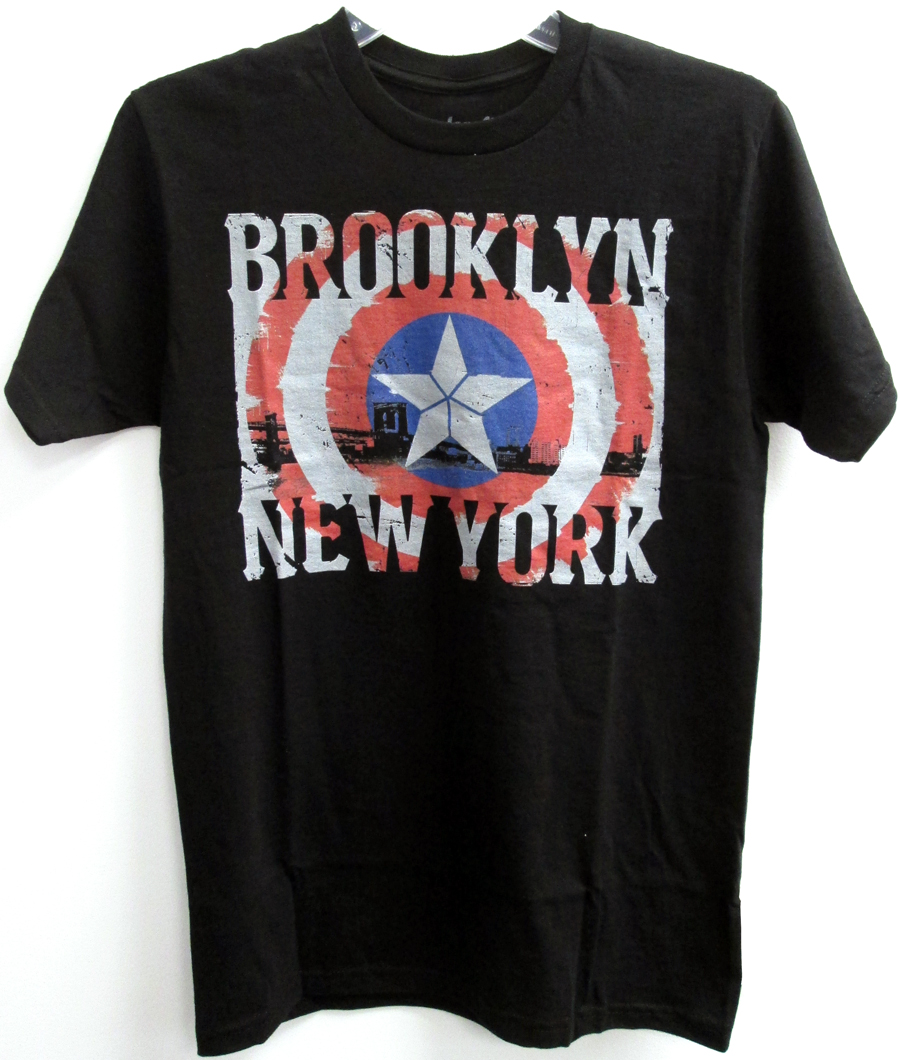 Captain America 75th Anniversary Cap Runs The City Black Mens T-Shirt Large