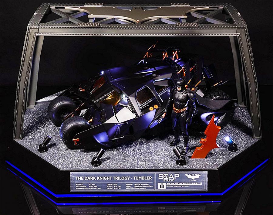 Batman The Dark Knight Trilogy 1/12 Scale Remote Controlled Tumbler Deluxe Pack