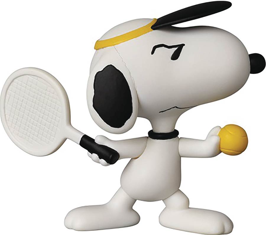 Peanuts Ultra Detail Figure Series 5 - Tennis Snoopy
