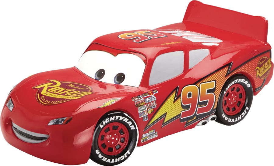 Disney Showcase Cars Lightning McQueen Figurine