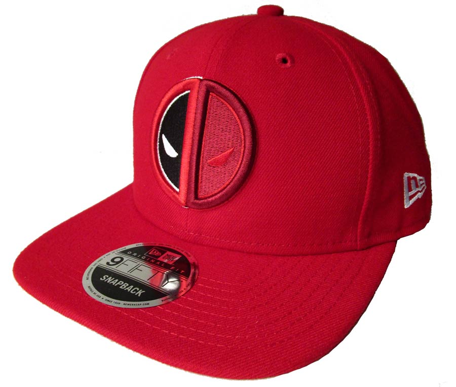 Deadpool Split Side Red 950 Snapback Cap