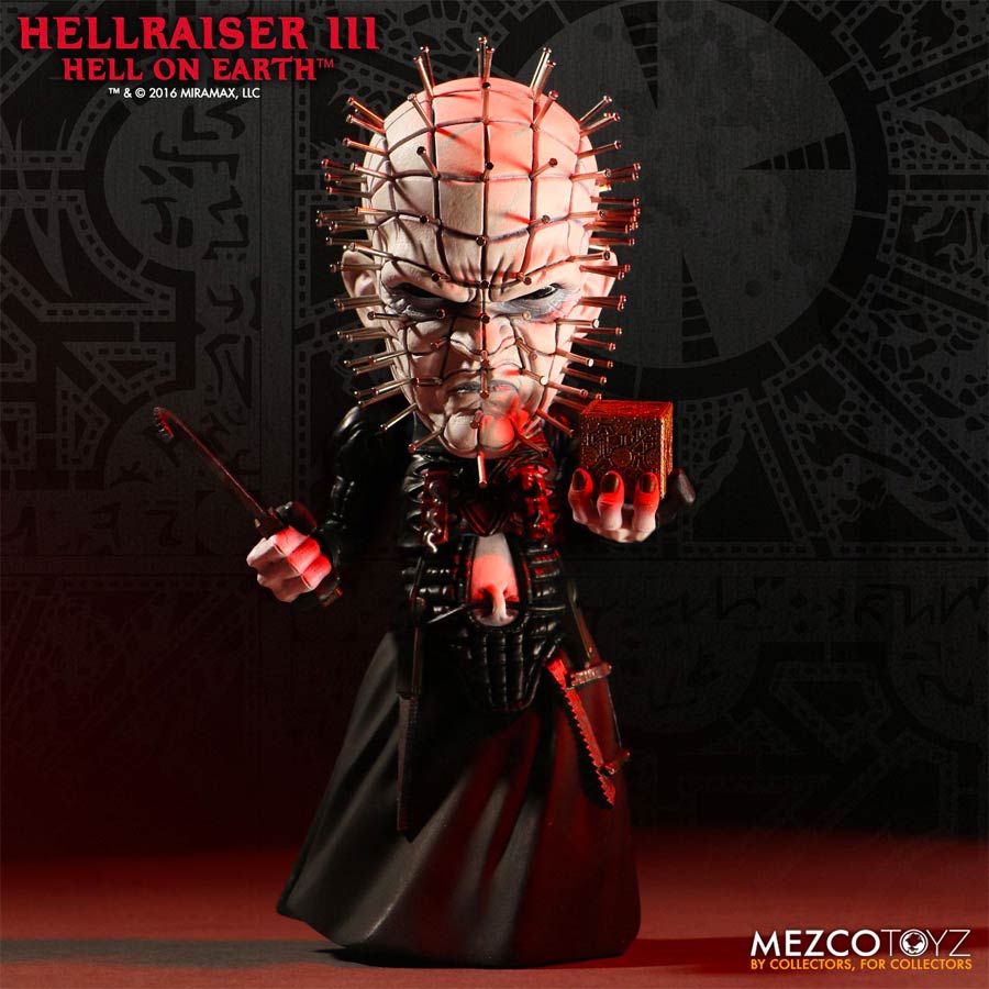 Hellraiser III Deluxe Stylized Pinhead Vinyl Figure