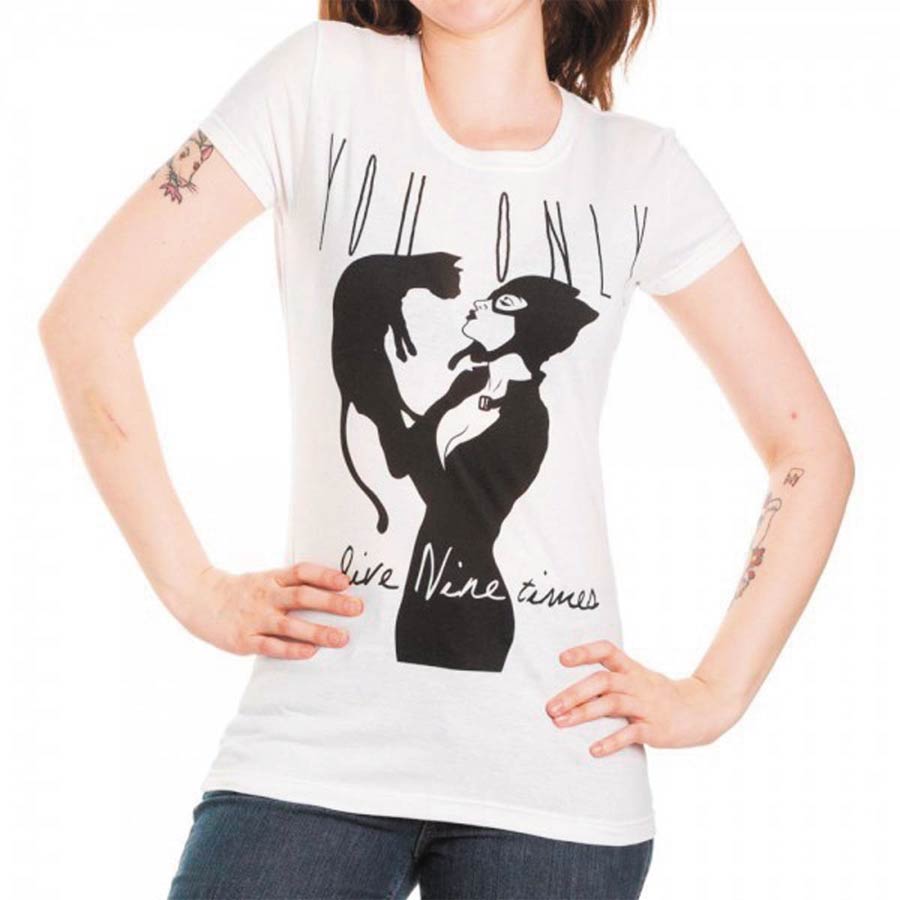 DC Comics Catwoman Live Nine Times White T-Shirt Large