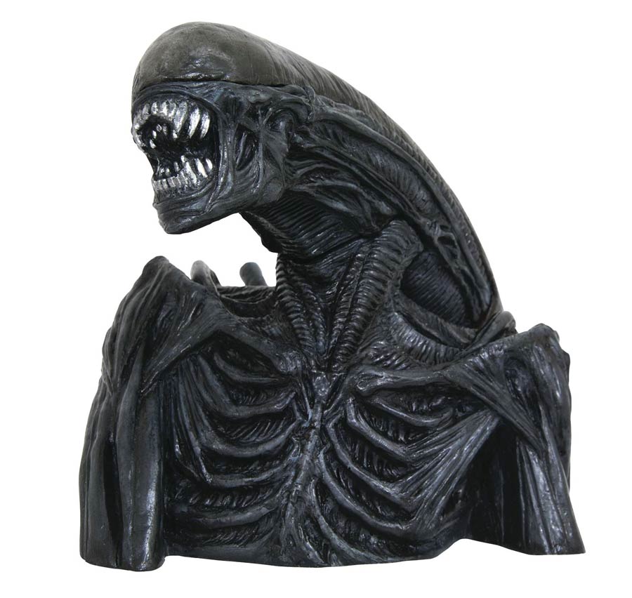 Alien Convenant Xenomorph Bust Bank