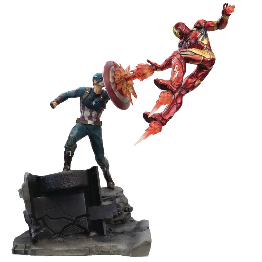 Captain America vs Iron Man Premium Motion Statue