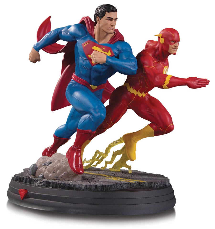 DC Gallery Superman vs Flash Racing Statue