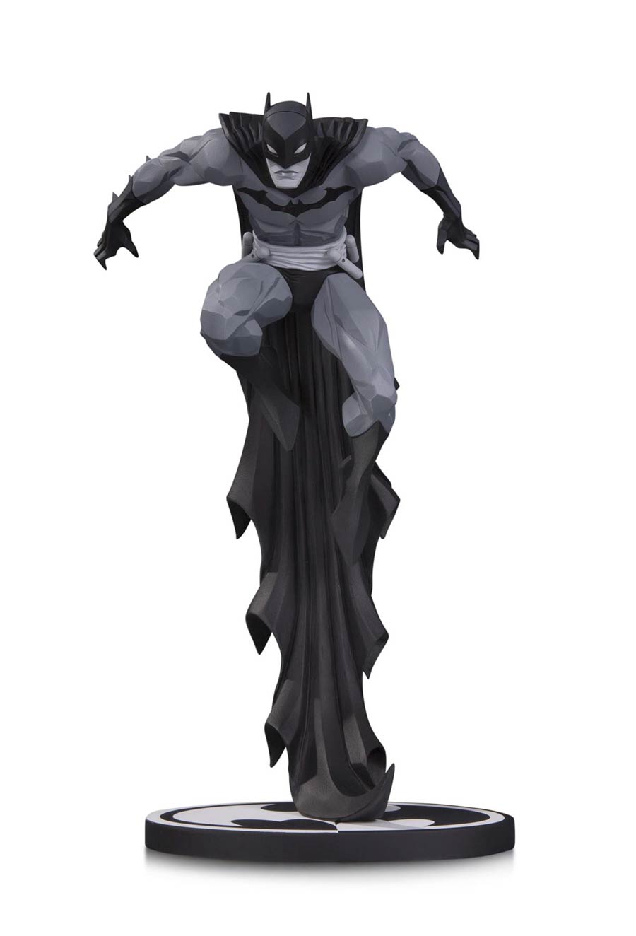 Batman Black & White Series Original Mini Statue By Jonathan Matthews