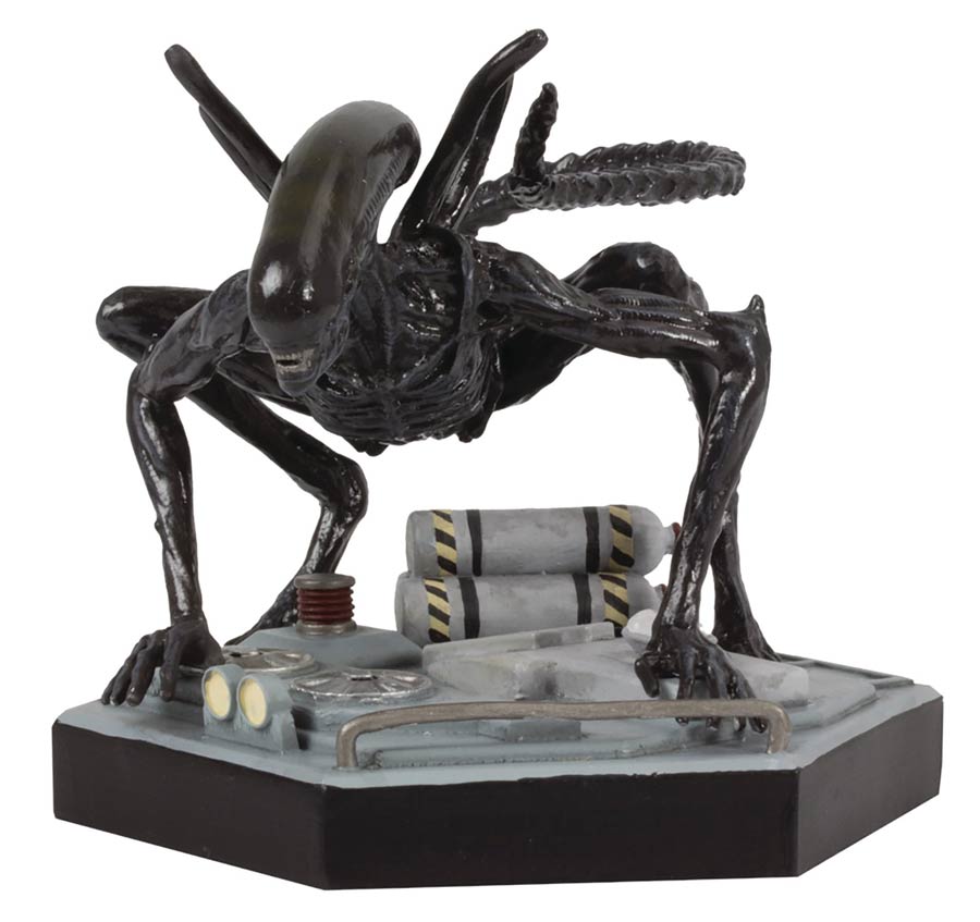 Alien & Predator Figurine Collection #35 Xenomorph From Alien Covenant