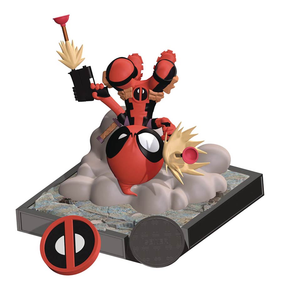 Deadpool Compact Finders Keypers Vinyl Keychain Figure