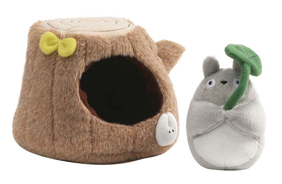 My Neighbor Totoro Plush - Totoro And Tree Trunk