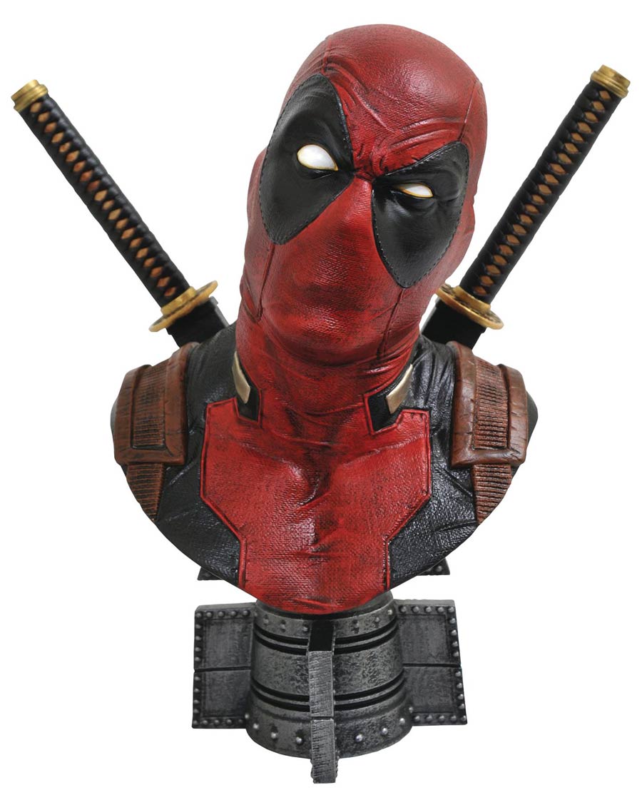 Legendary Comics Marvel Deadpool 1/2 Scale Resin Bust