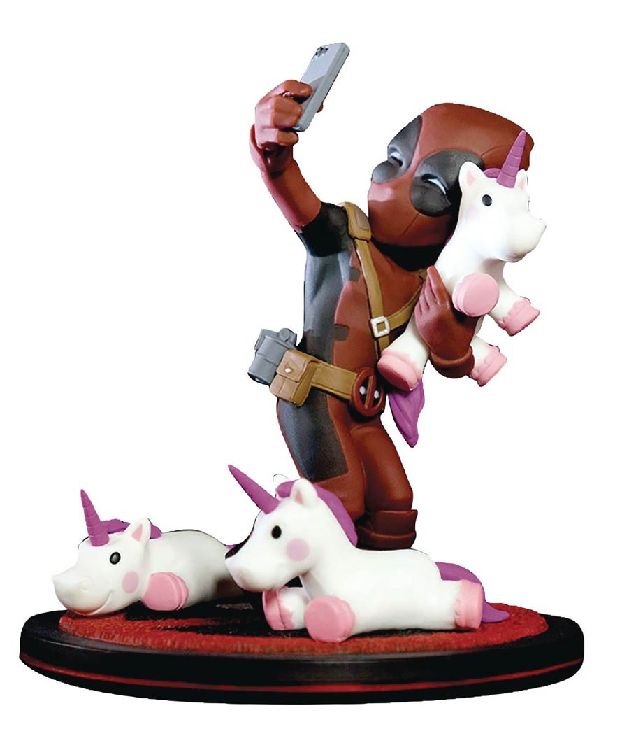 Deadpool Unicorn Selfie Q-Fig Max Toons Figure
