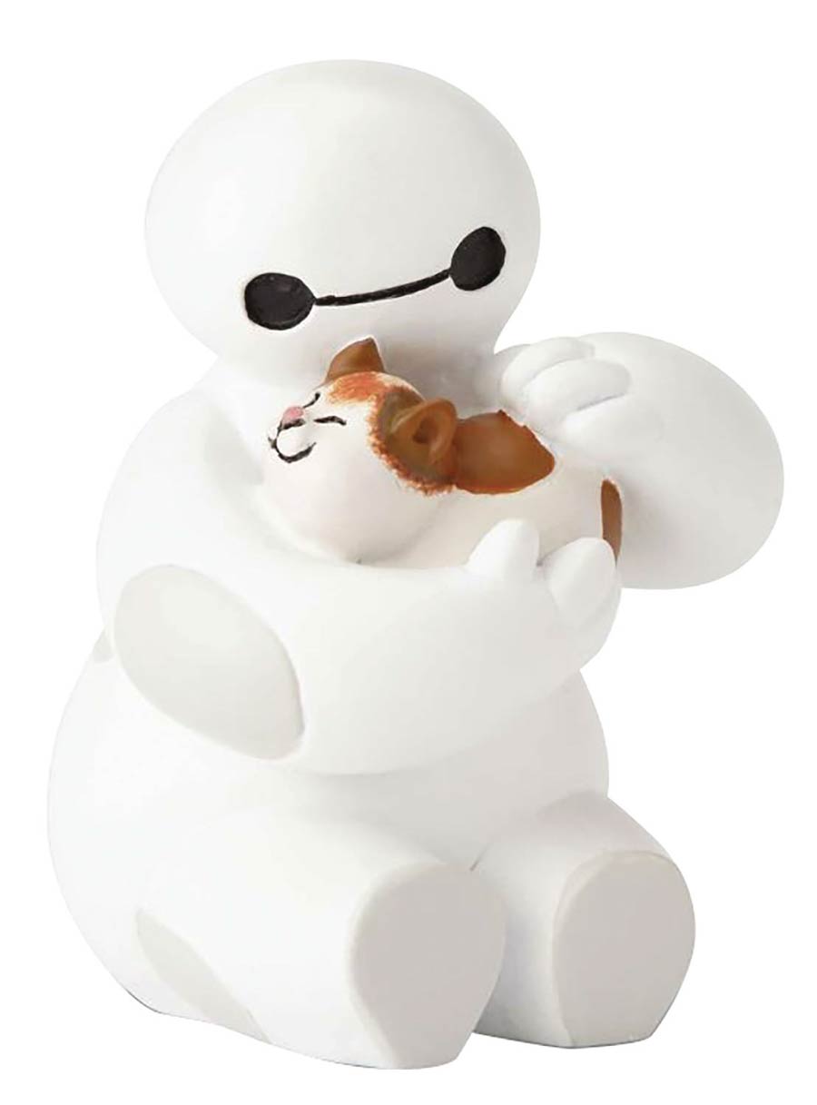 Disney Showcase Big Hero 6 Baymax With Cat Figurine