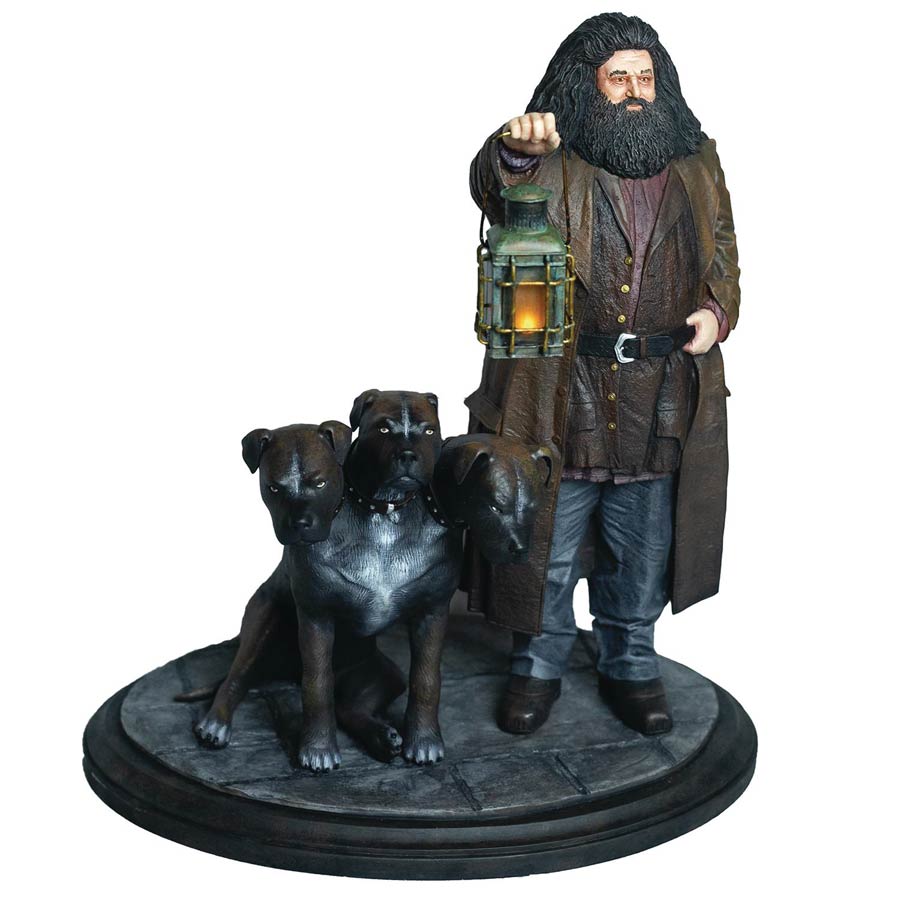 Harry Potter Hagrid And Fluffy Premium Statue