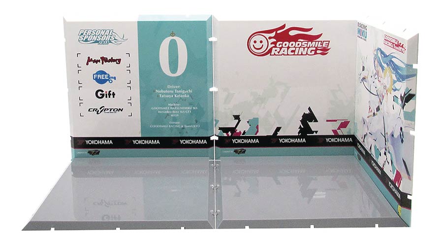 Dioramansion 150 Racing Miku Pit Figure Diorama - 2015 Version