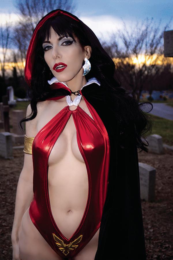Vampirella vs Reanimator #2 Cover H Incentive Cosplay Photo Virgin Cover